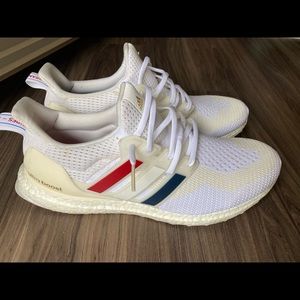 Adidas Ultraboost - size 12.5, lightly worn